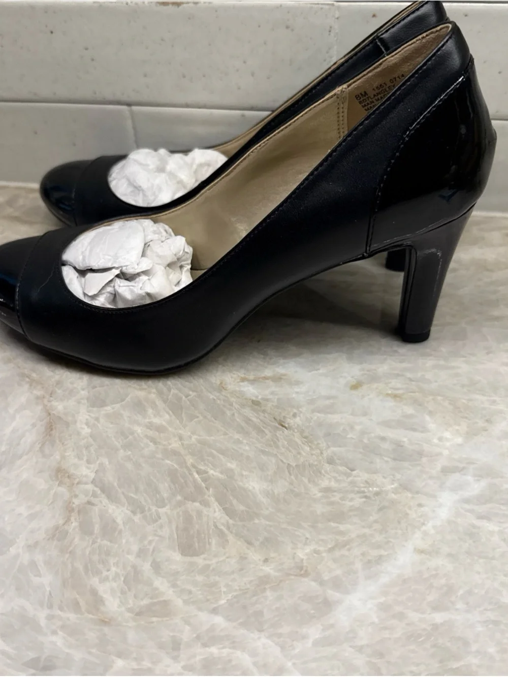 NWT BANDOLINO Black Women's Heels size 8